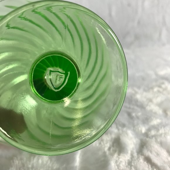 Vaseline Uranium Federal Glass Swirl Dessert Cup #54 - Picture 12 of 12